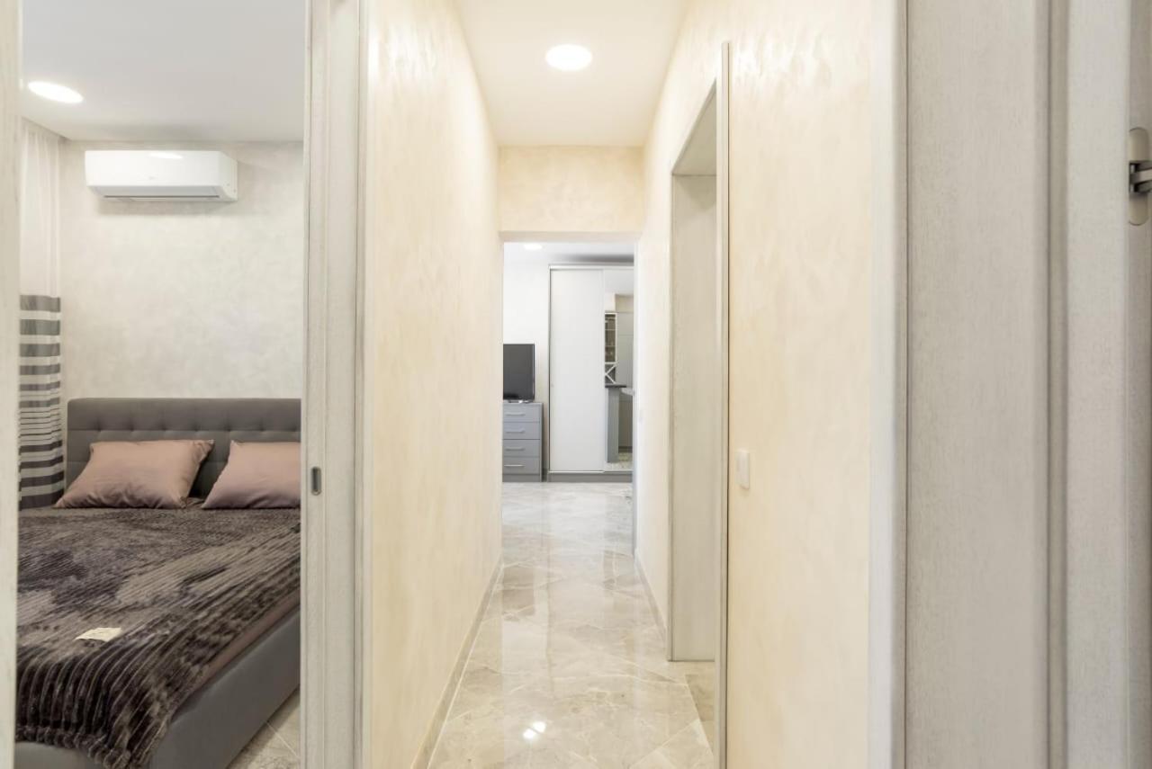 Dream House Rooms Malaga - Habitacion En El Apartemento المظهر الخارجي الصورة